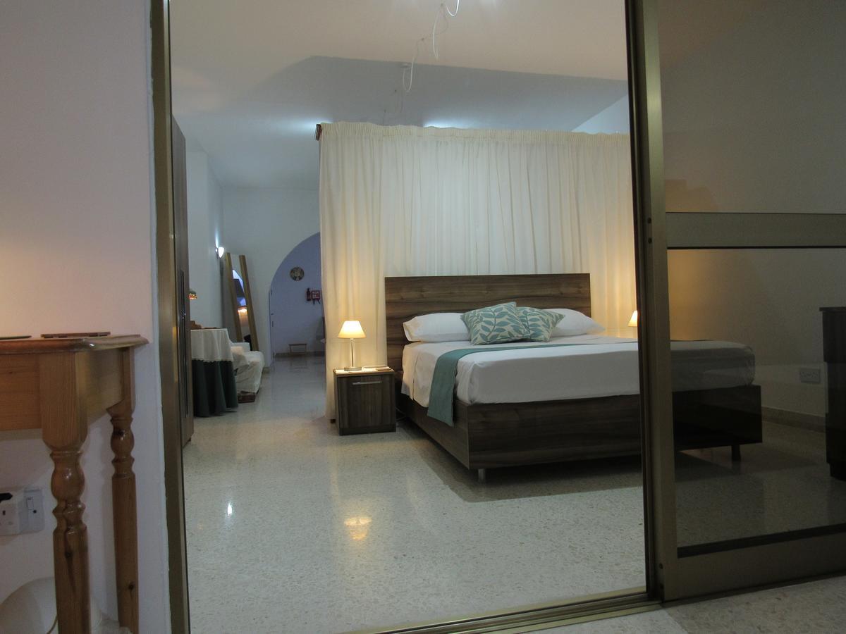 Central Studio Apartment Santa Vennera Ngoại thất bức ảnh