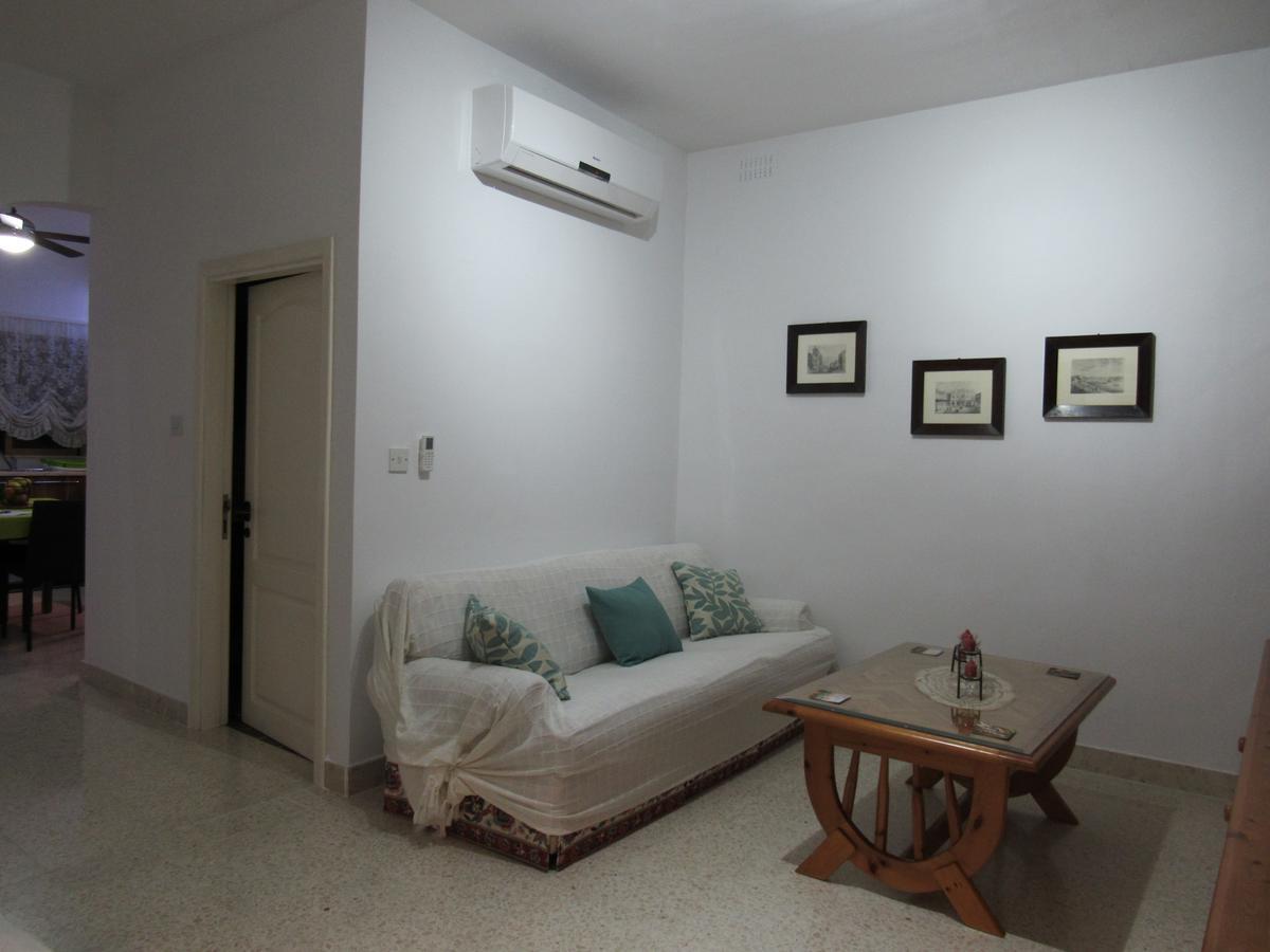 Central Studio Apartment Santa Vennera Ngoại thất bức ảnh