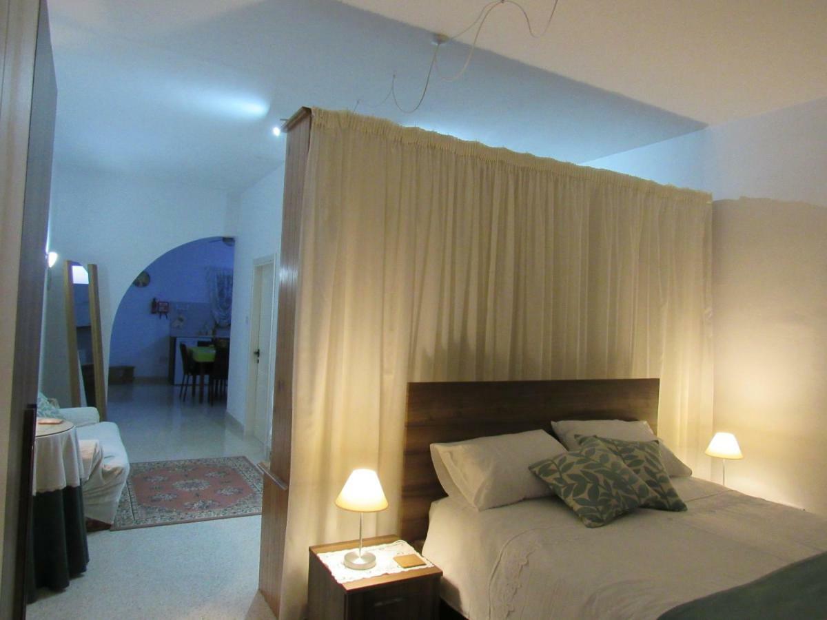 Central Studio Apartment Santa Vennera Ngoại thất bức ảnh