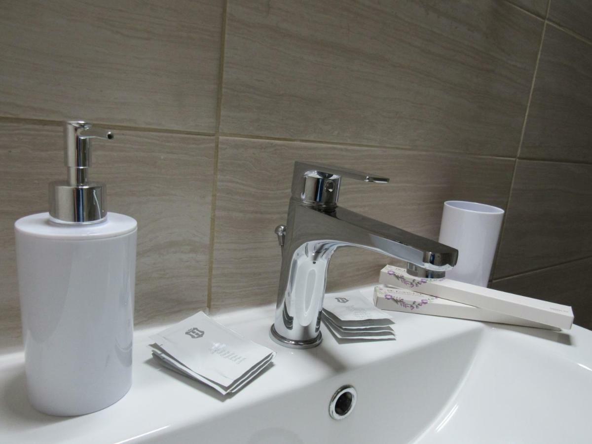 Central Studio Apartment Santa Vennera Ngoại thất bức ảnh